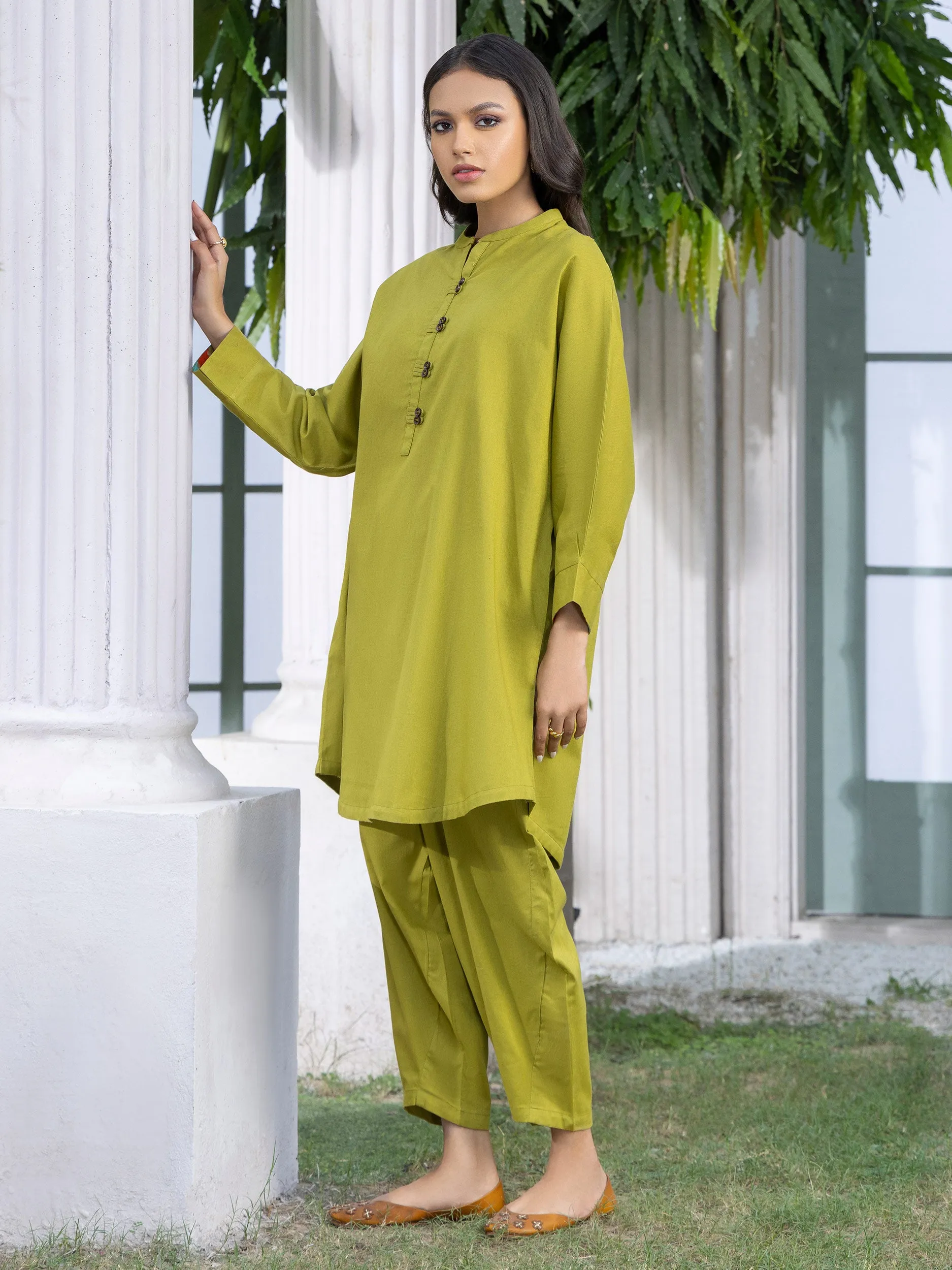 2 Piece Khaddar Suit-Dyed (Pret)