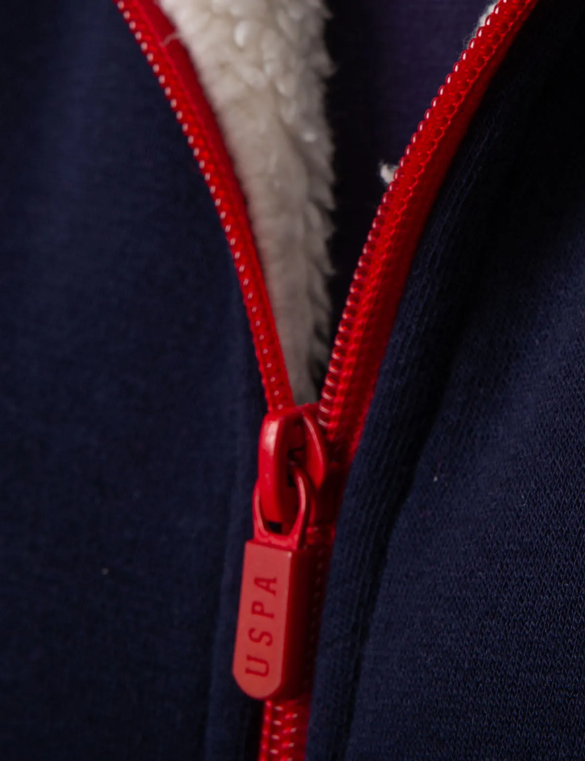 AMERICANA FLEECE HOODIE