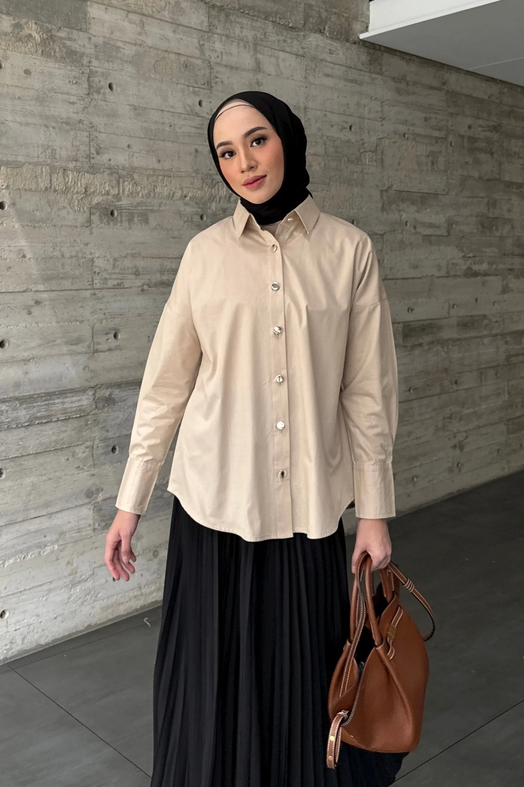 Anka Shirt - Beige - Kemeja Atasan Wanita Bahan Katun - TP1520040