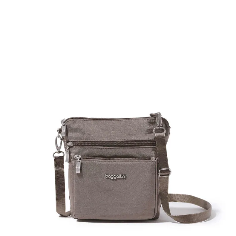 Baggallini Modern Pocket Crossbody