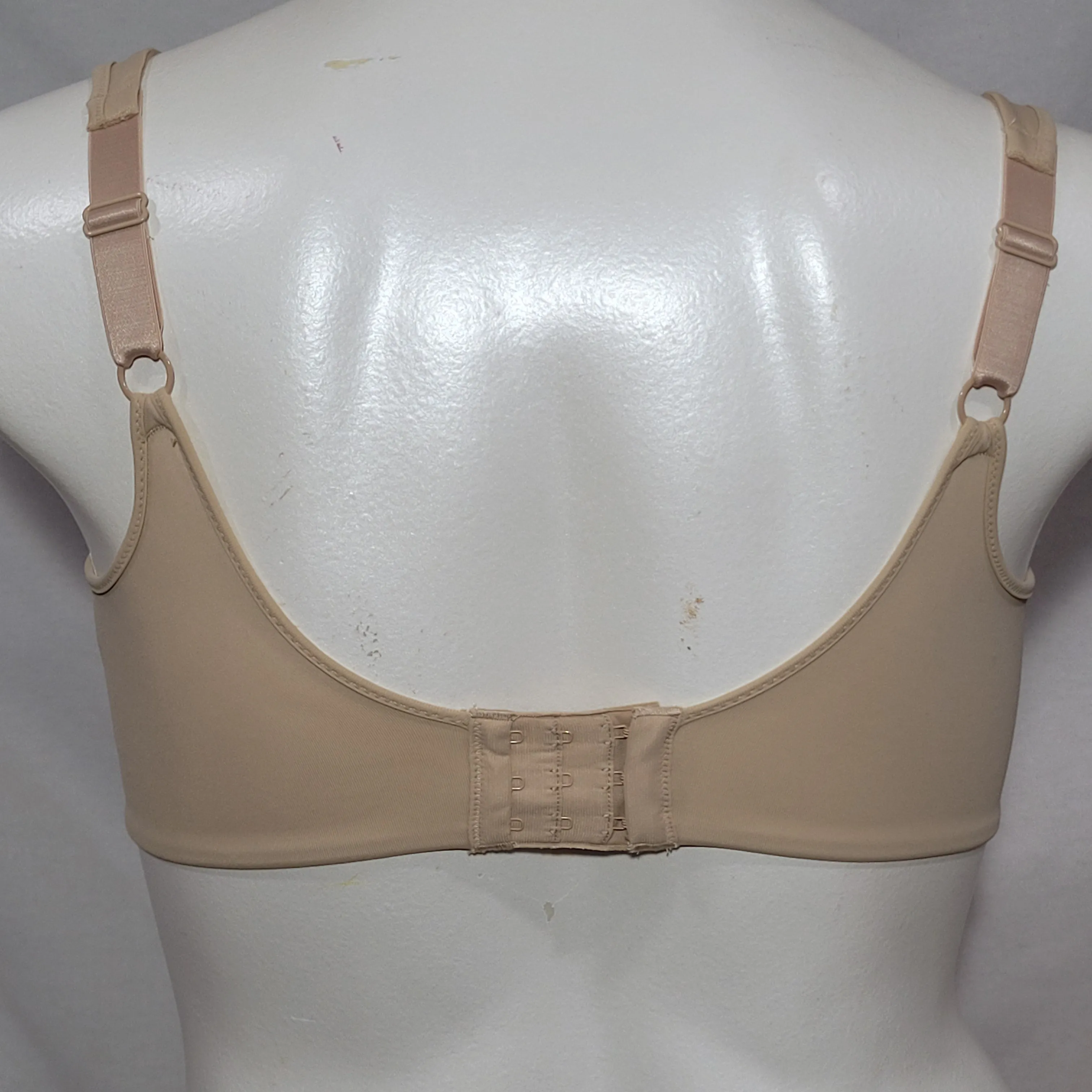 Bali B543 Silky Smooth Seamless Cup Cushioned Underwire Bra 38DD Nude NWT