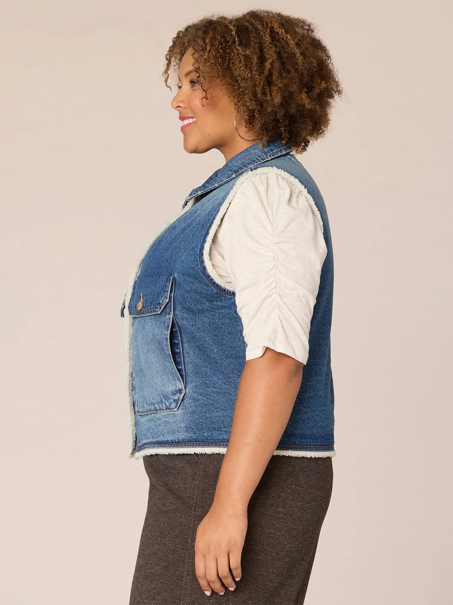 Button Front Oversized Pocket Plus Size Vest with Sherpa Lining