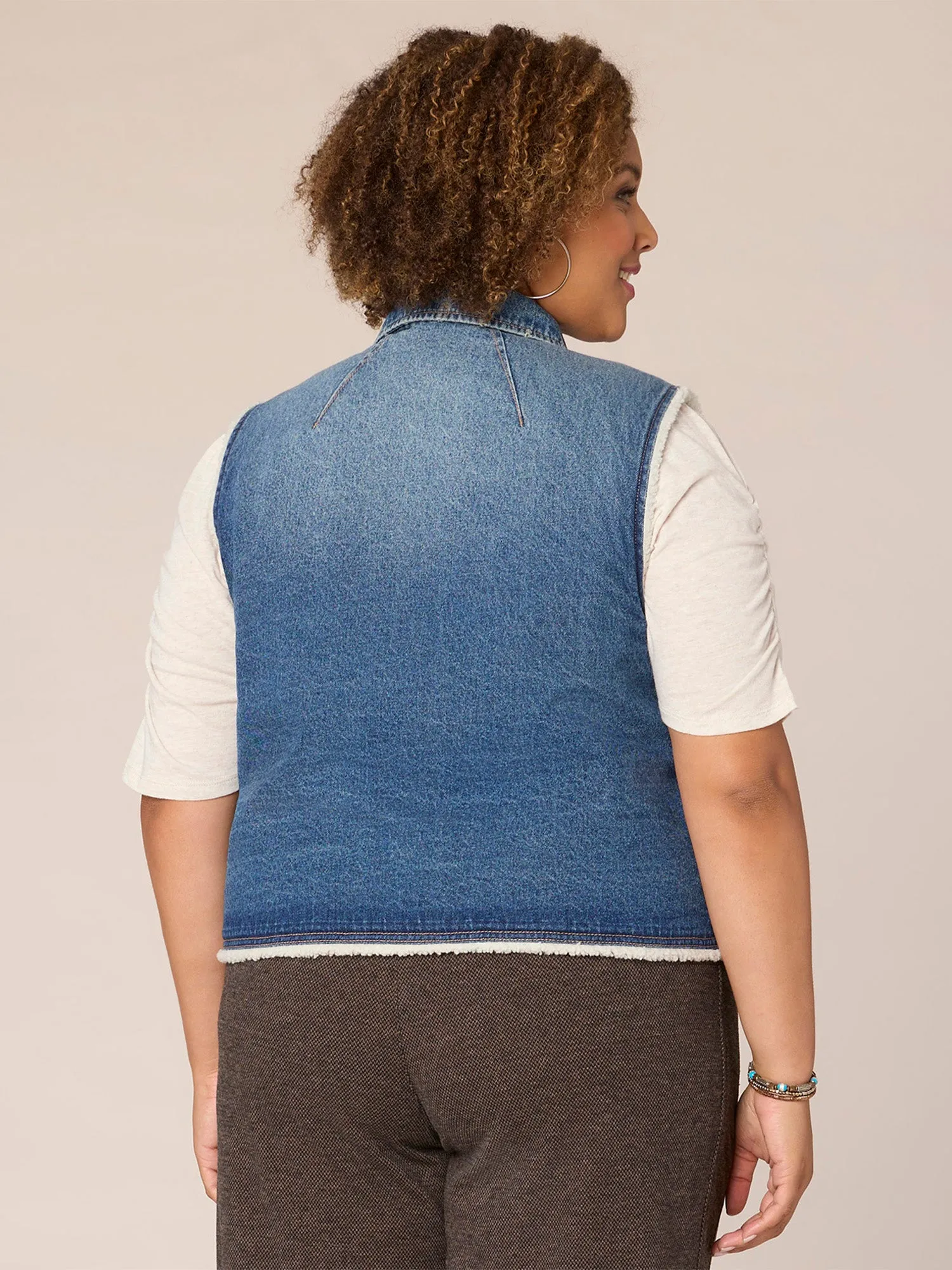 Button Front Oversized Pocket Plus Size Vest with Sherpa Lining