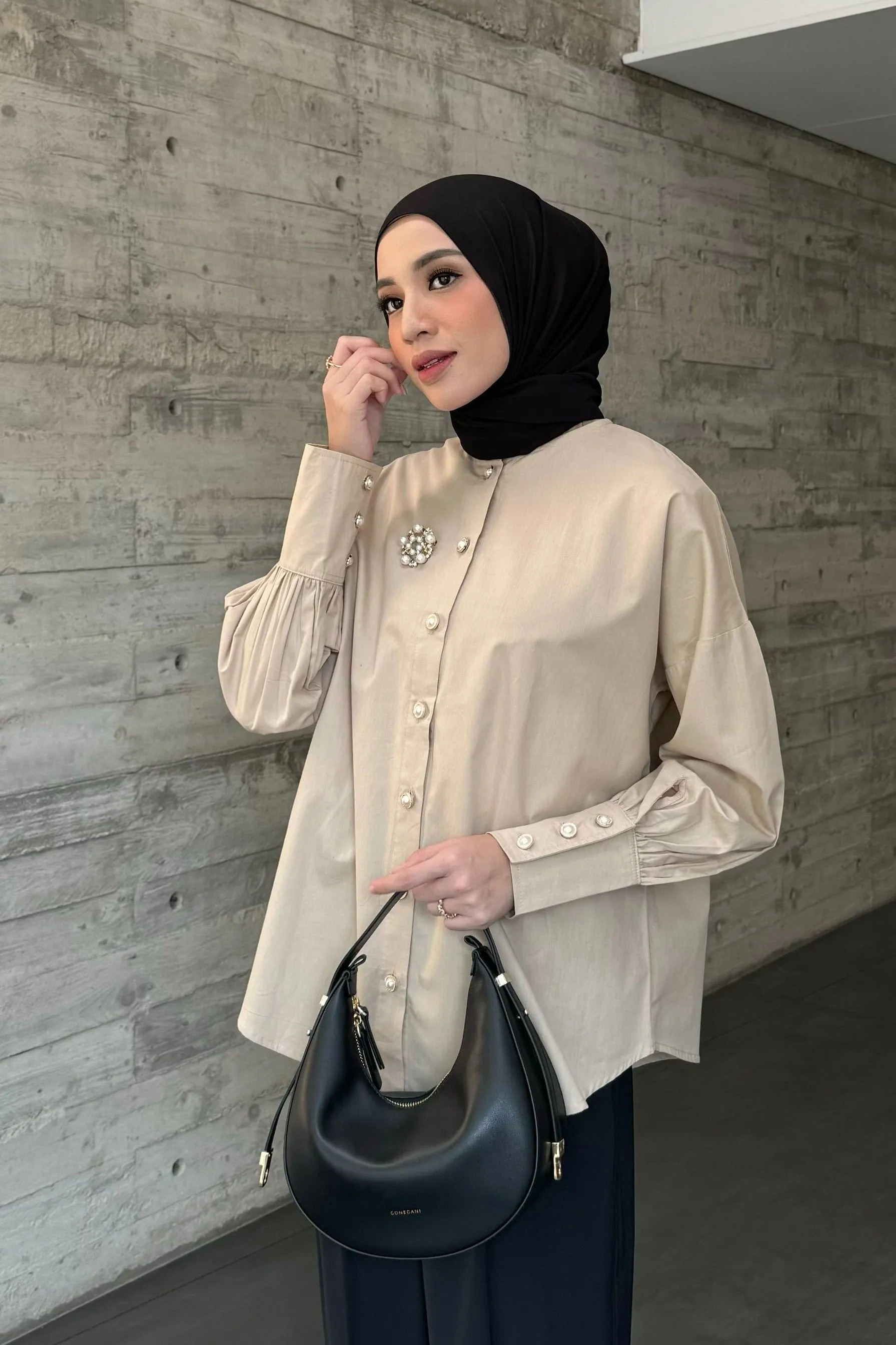 Button Shirt - Beige - Kemeja Atasan Wanita Bahan Katun Premium TP1580040