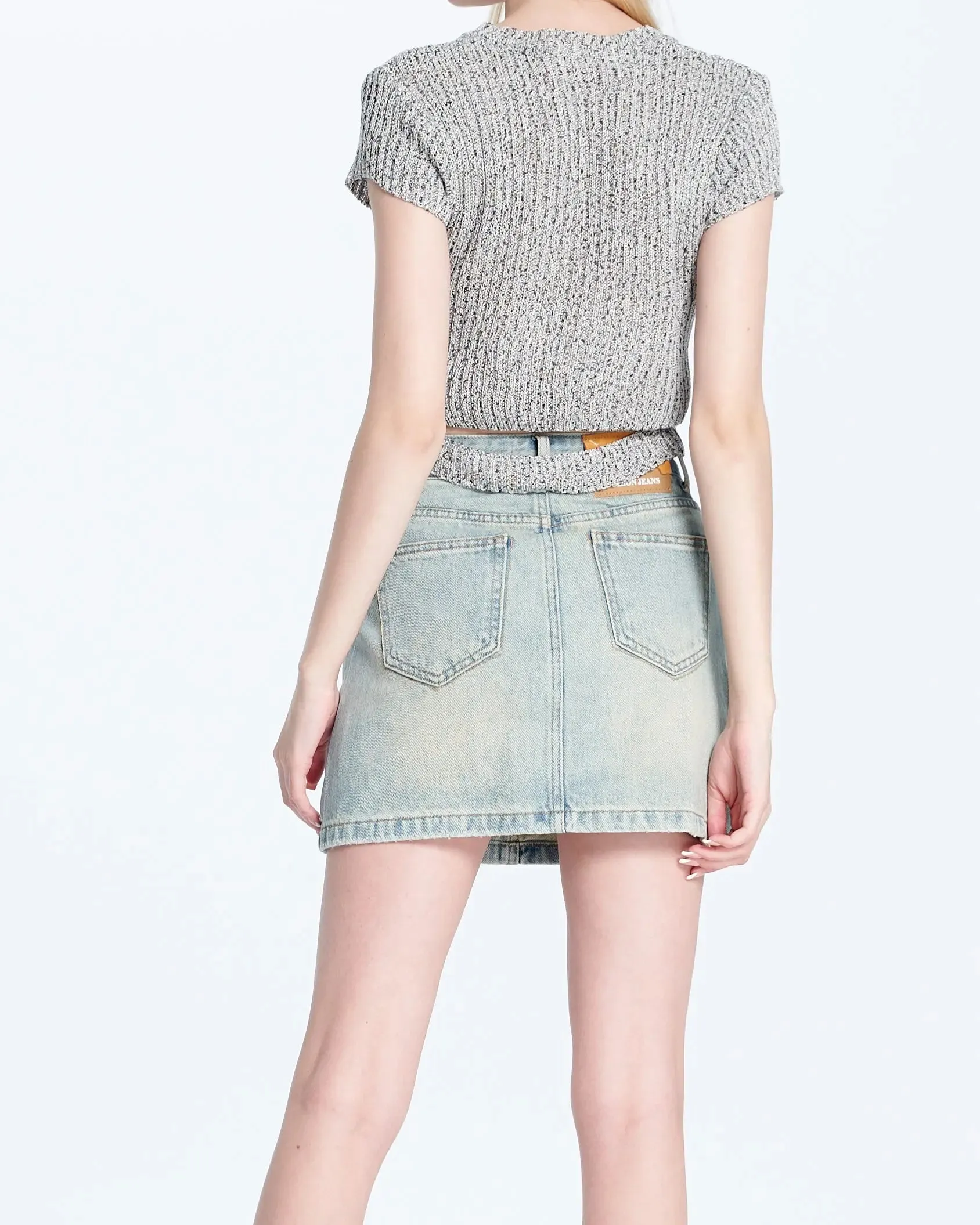 C2000H Knit Top With Cut-Out Back