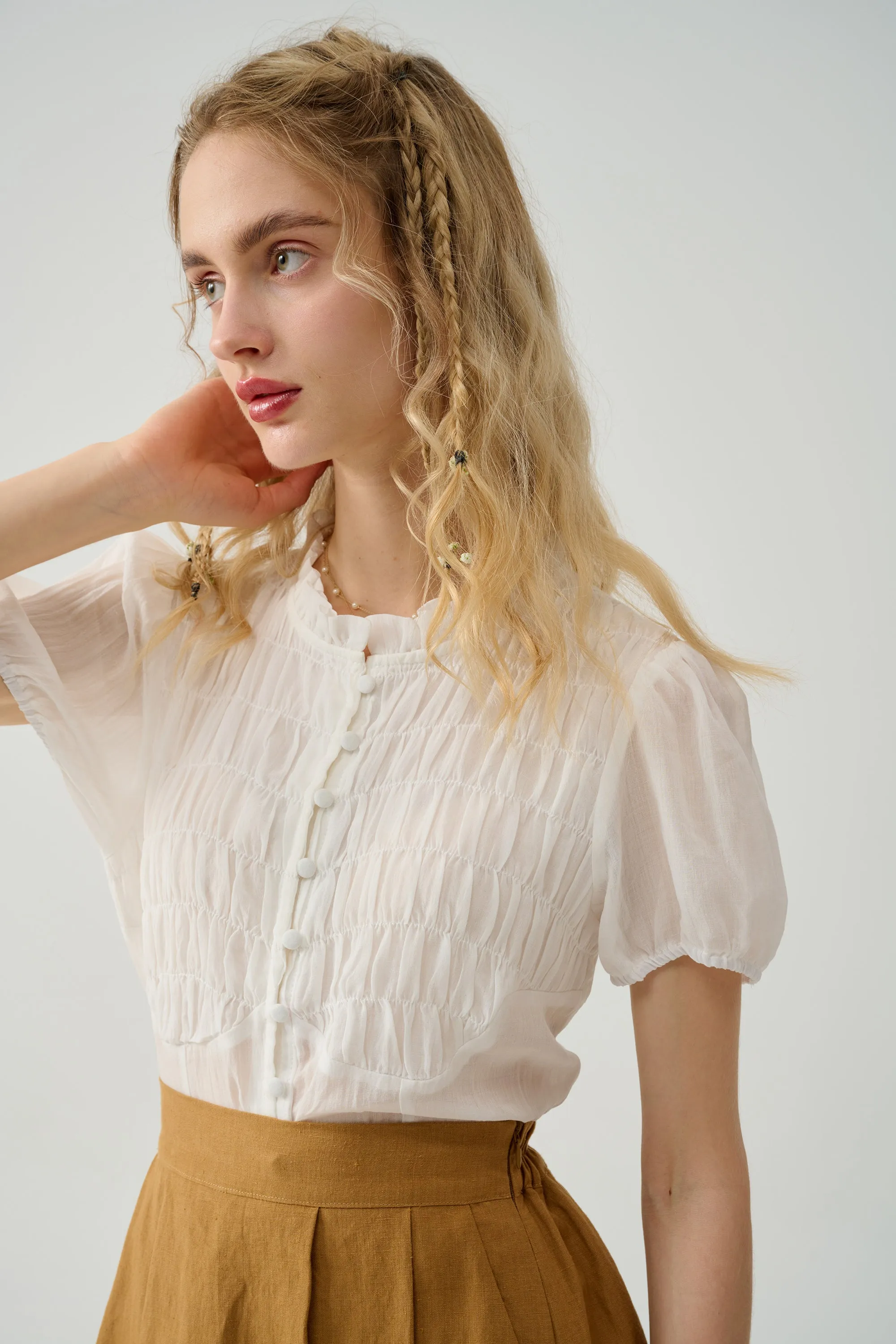 Clove 9 | smocked linen blouse