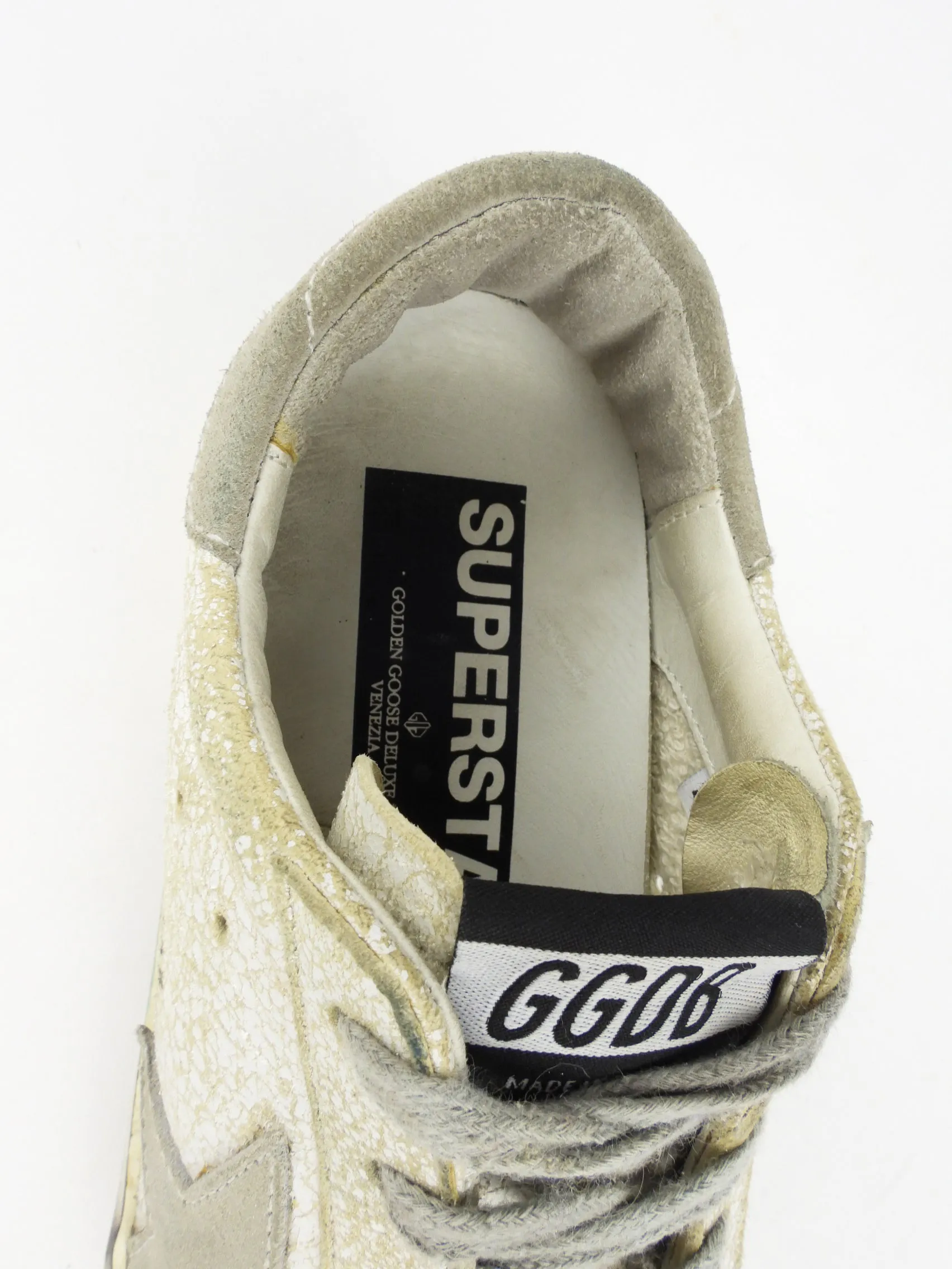 Golden Goose Ivory and Grey Distressed Leather Low Top Superstar Trainers - 36