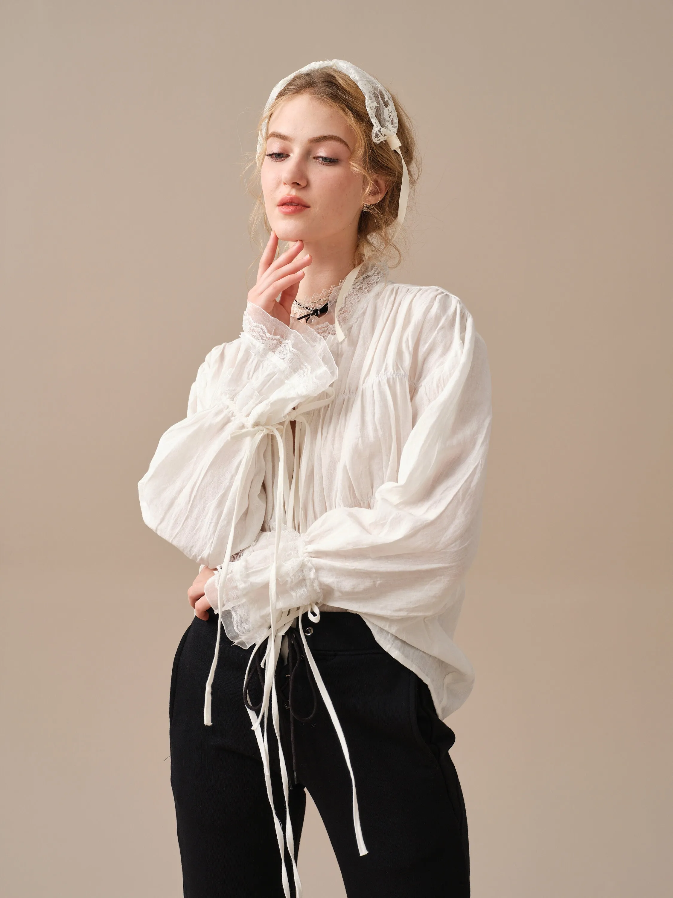 JENNIFER 33 | victorian linen blouse with lace