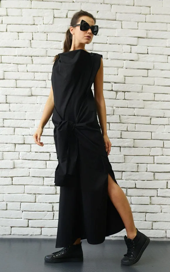 Long Black Dress With Fron Tie