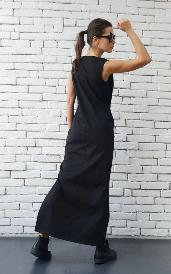 Long Black Dress With Fron Tie