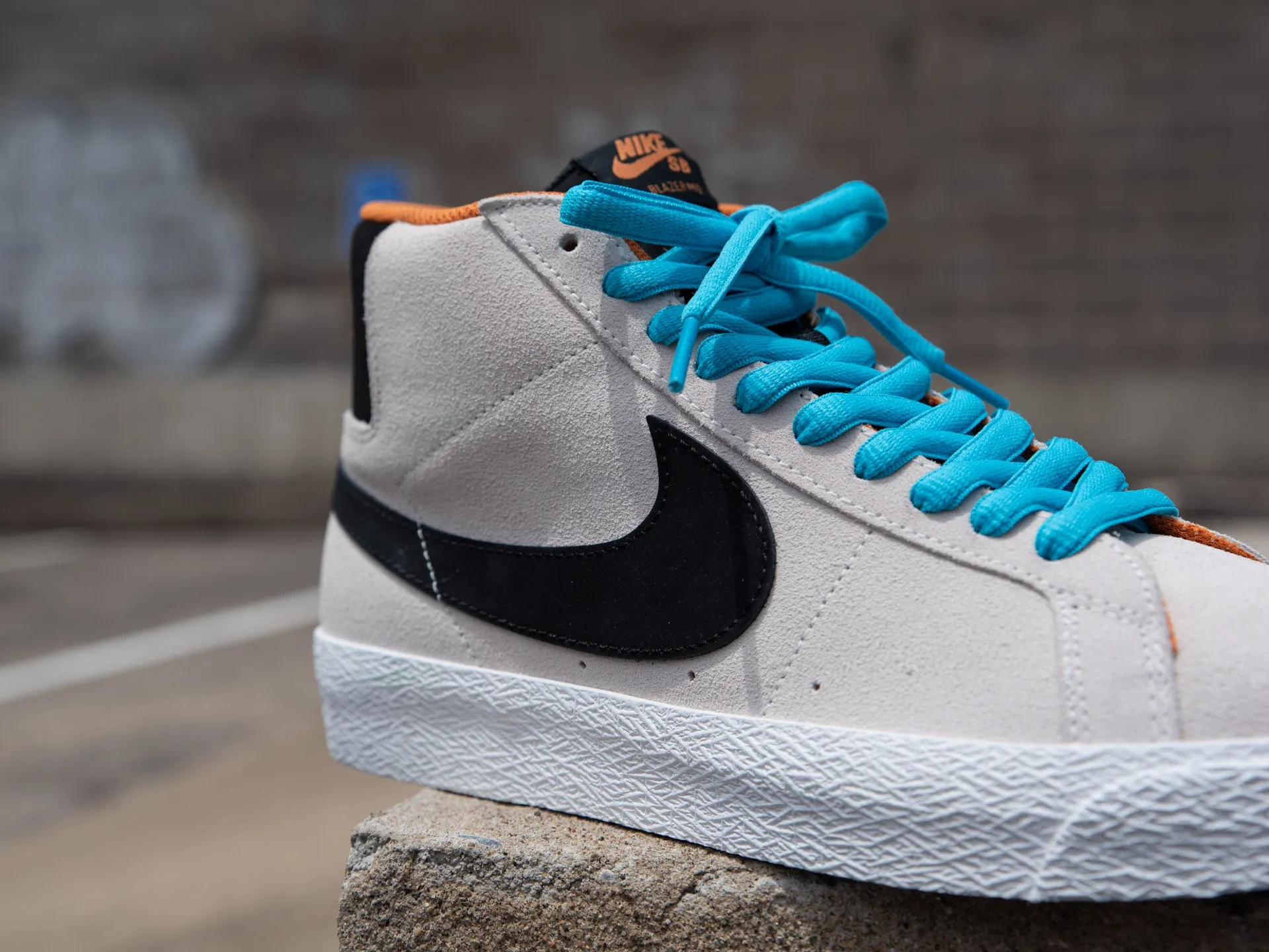 Nike SB Zoom Blazer Mid 'Olympic Safari'