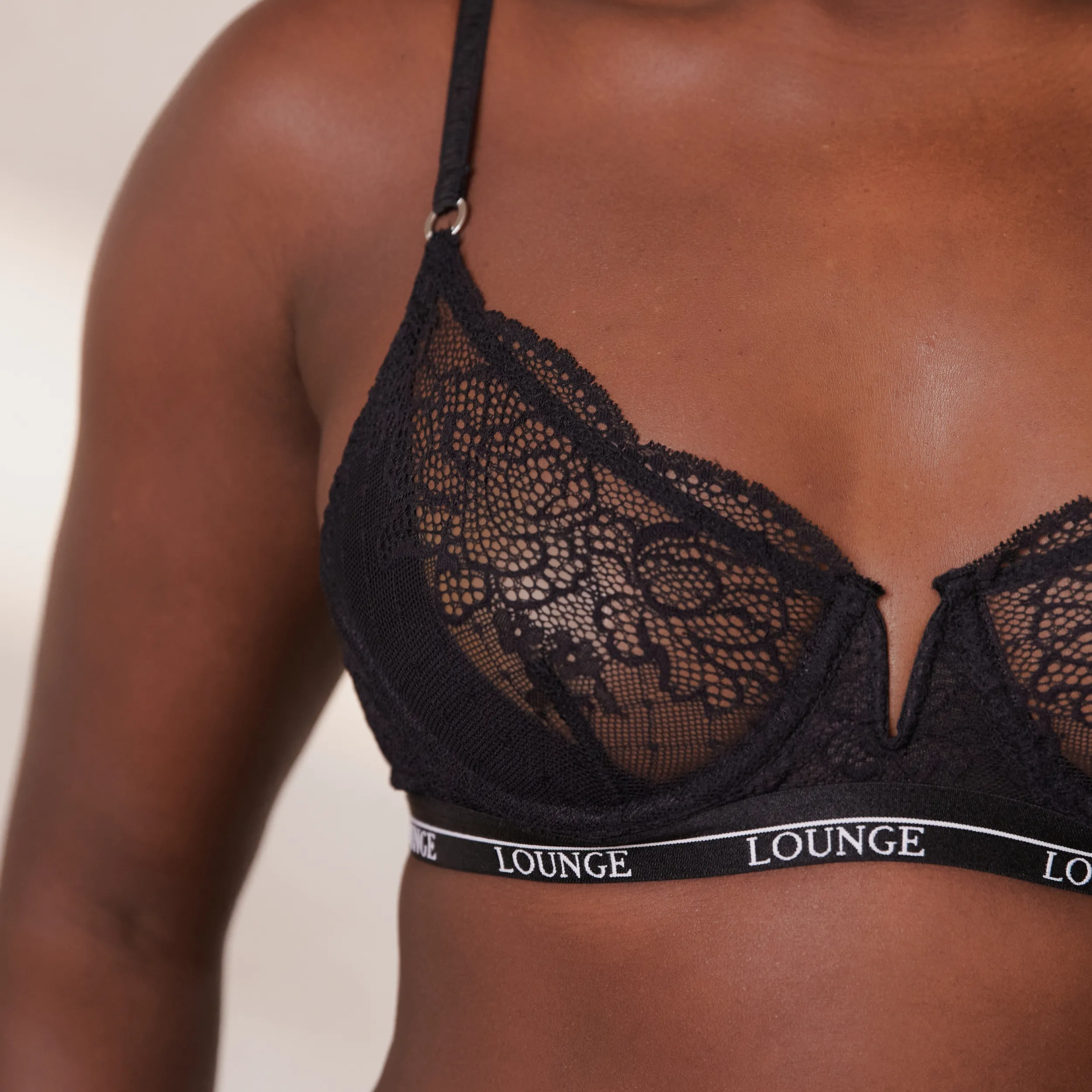 Royal Balcony Bra  - Black